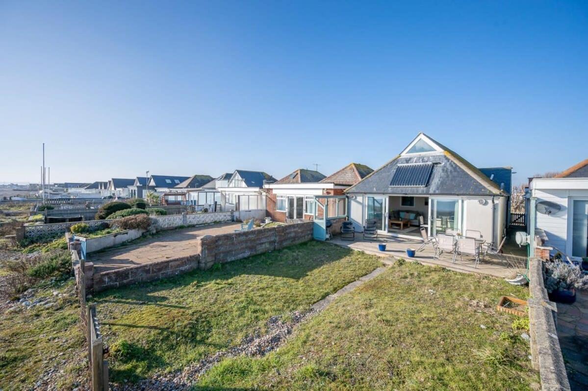 Вилла Family Haven By The Waves Direct Beach Access Певенси Экстерьер фото
